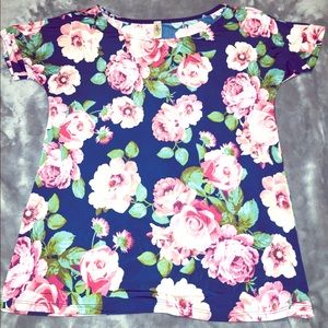 floral print blouse size is a medium